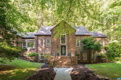 715 Tanglewood Rd, CHARLOTTESVILLE, VA, 22901-7819 | Card Image