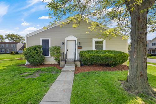 121 Williamsburg Road, Country Club Hills, IL, 60478 | Card Image