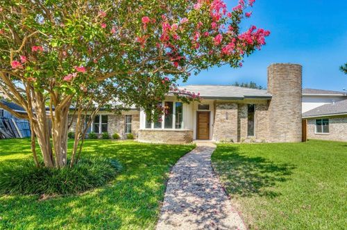 2301 Newcastle Cir, Plano, TX, 75075-3328 | Card Image