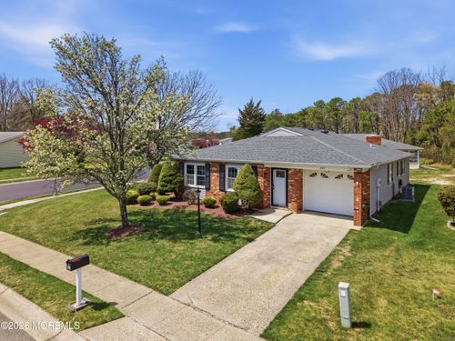 207 Lions Head Blvd S, Brick, NJ, 08723-7819 | Card Image