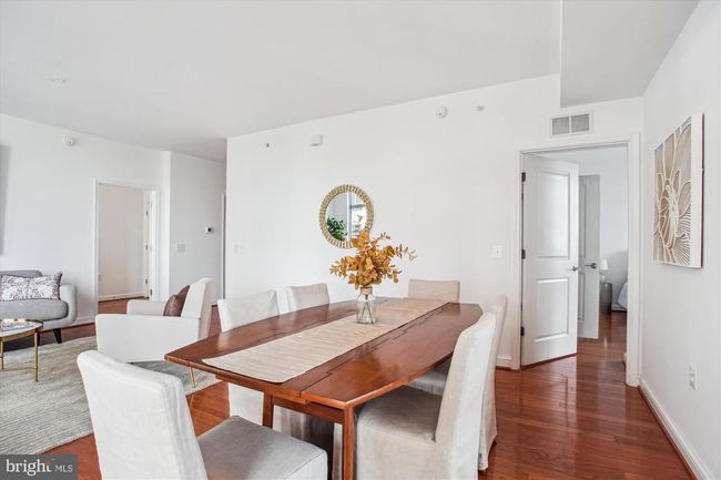 UNIT-805 - 11990 Market St, Condo with 3 bedrooms, 2 bathrooms and null parking in RESTON VA | Image 8