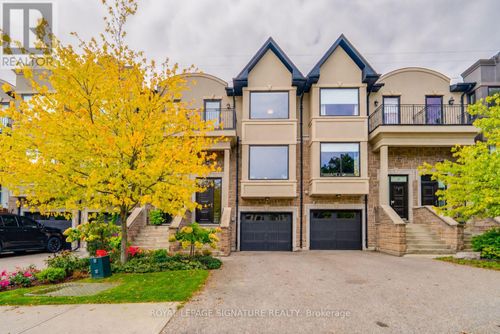 18 Matthew Court, Toronto (Princess-Rosethorn), ON, M9B0C1 | Card Image