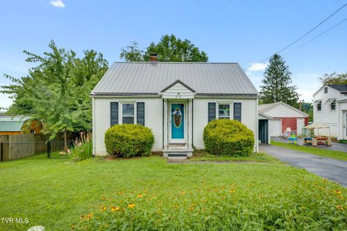 816 Henry Street, Marion, VA, 24354 | Card Image