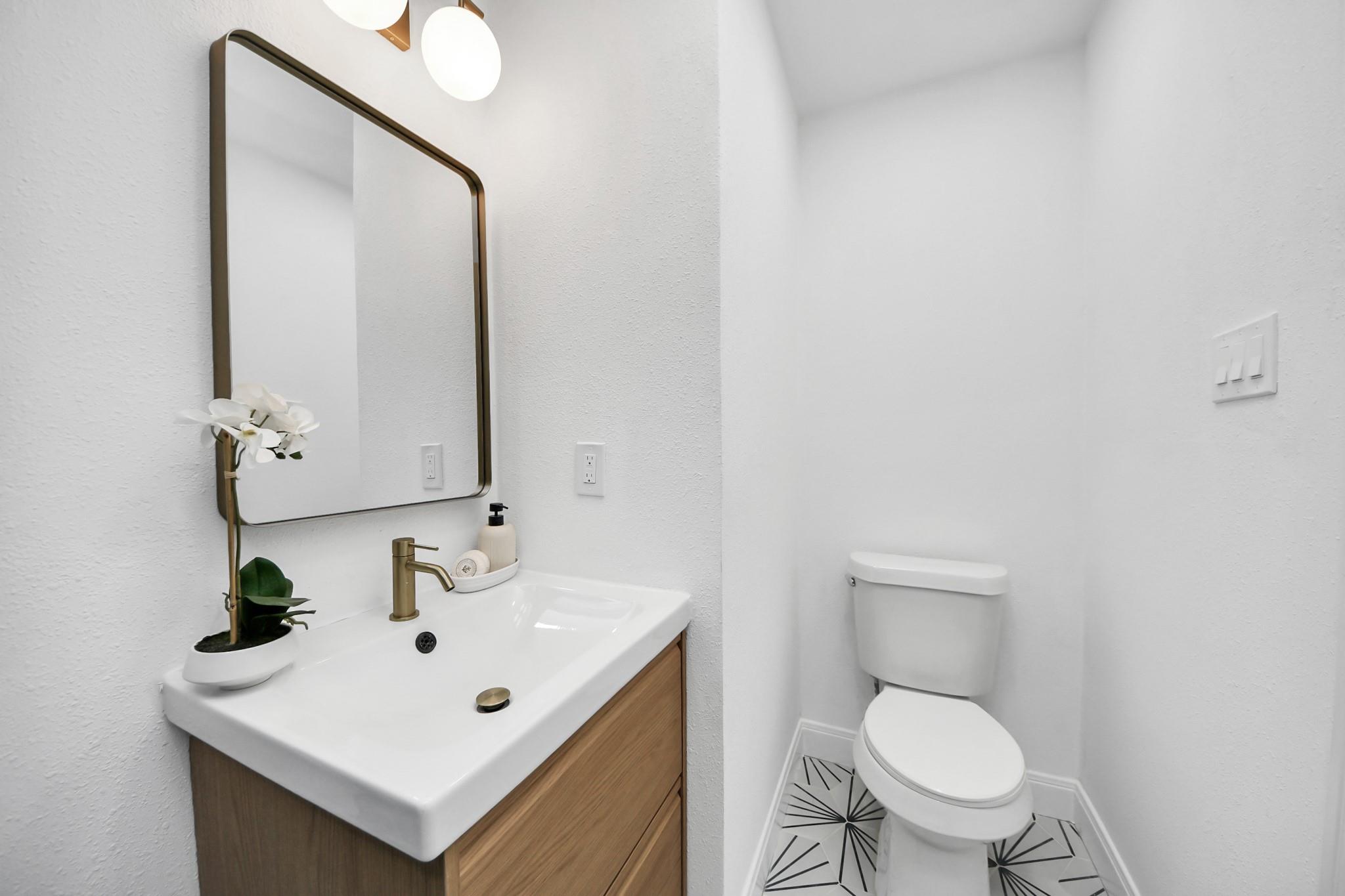 Residential in Clear Lake Shores 4