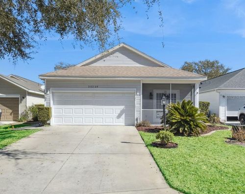 25239 Cranes Roost Cir, LEESBURG, FL, 34748-7473 | Card Image