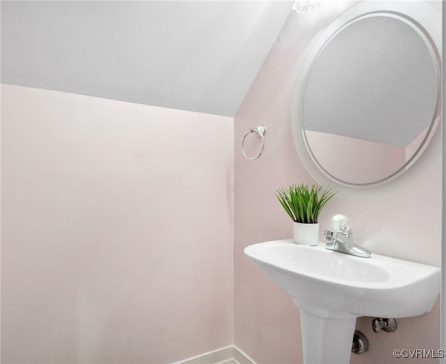 Half bath | Image 25