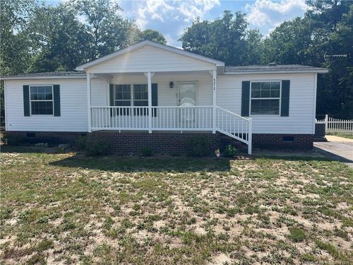 5212 Perry Oliver Dr, Hope Mills, NC, 28348-2635 | Card Image