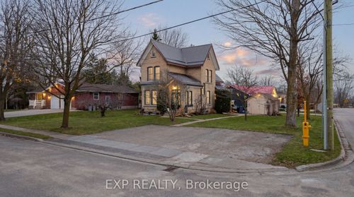 19 Adam St, Seaforth, ON, N0K1W0 | Card Image