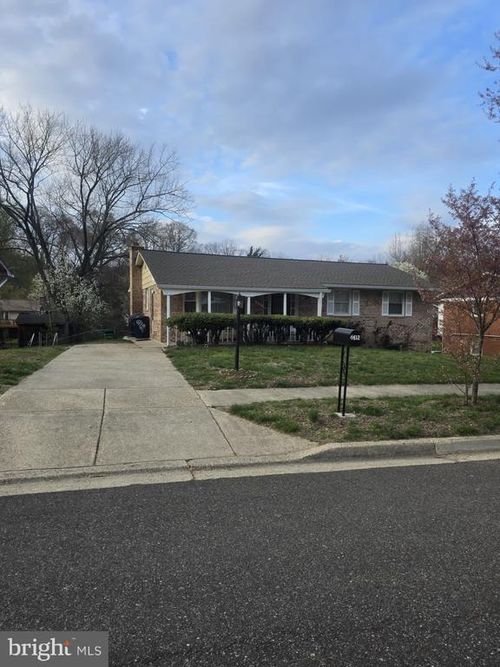6112 Armor Dr, CLINTON, MD, 20735-3410 | Card Image