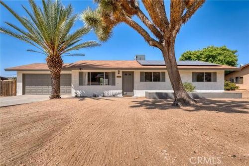56616 Mountain View Trl, Yucca Valley, CA, 92284-4626 | Card Image