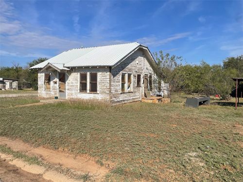 816 W Elliott St, Breckenridge, TX, 76424-4202 | Card Image