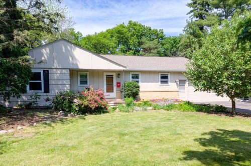 3613 Robin Ln, Hopkins, MN, 55305-4243 | Card Image