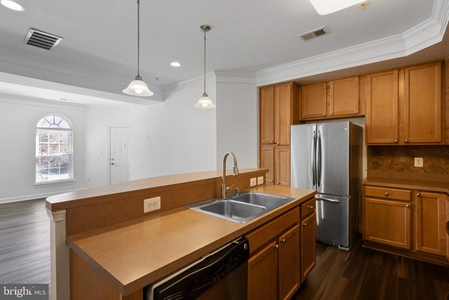 7211 - 7211 Darby Downs, Condo with 3 bedrooms, 3 bathrooms and null parking in ELKRIDGE MD | Image 6