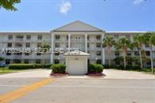 104-3630 Whitehall Dr, West Palm Beach, FL, 33401-1087 | Card Image