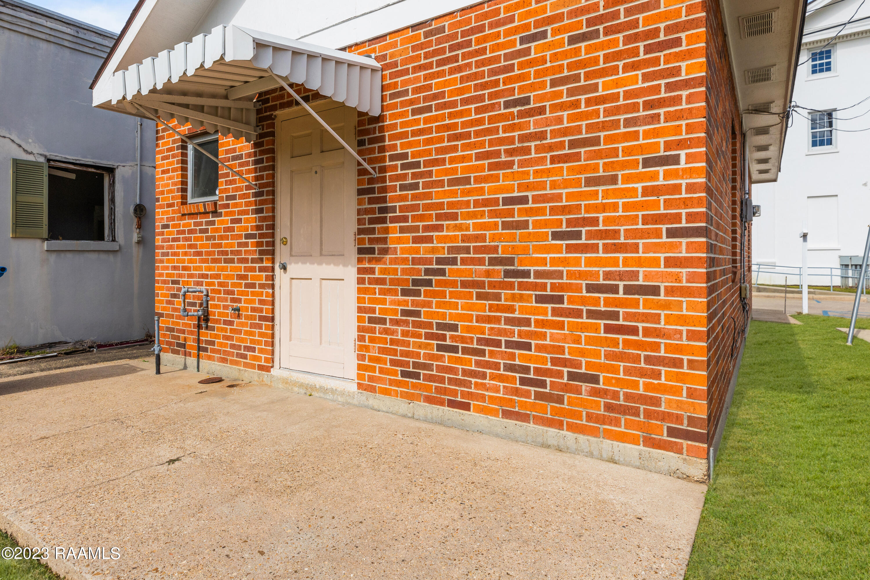 Commercial Sale in St. Martinville 3