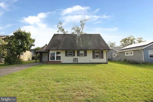 16 Bloomfield Ln, Willingboro, NJ, 08046-1513 | Card Image