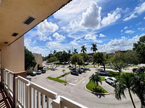 apt-307-8901 Sunrise Lakes Blvd, Sunrise, FL, 33322-6007 | Card Image