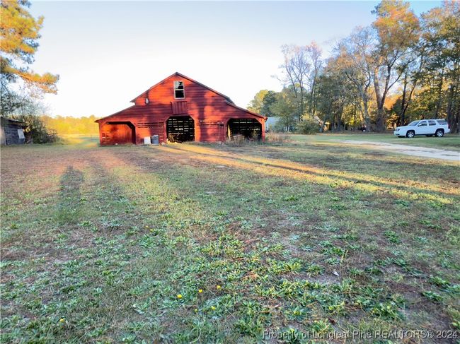 5175 Tobacco Rd, House other with 3 bedrooms, 2 bathrooms and null parking in Orrum NC | Image 39
