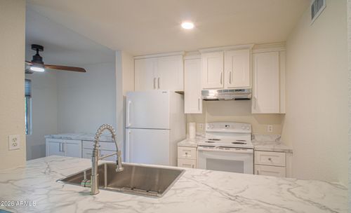 132-616 S Hardy Drive, Tempe, AZ, 85281 | Card Image