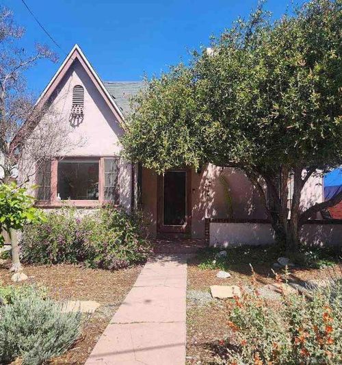 2019 Norwalk Ave, Los Angeles, CA, 90041-2725 | Card Image