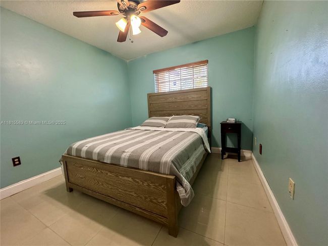 17086 Sw 144 Th Ct, House other with 3 bedrooms, 2 bathrooms and null parking in Miami FL | Image 22