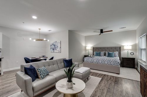 apt-415-782 Riverfront Pkwy, Chattanooga, TN, 37402-1629 | Card Image