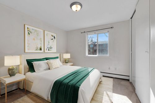 223-11620 Elbow Dr Sw, Calgary, AB, T2W3L6 | Card Image