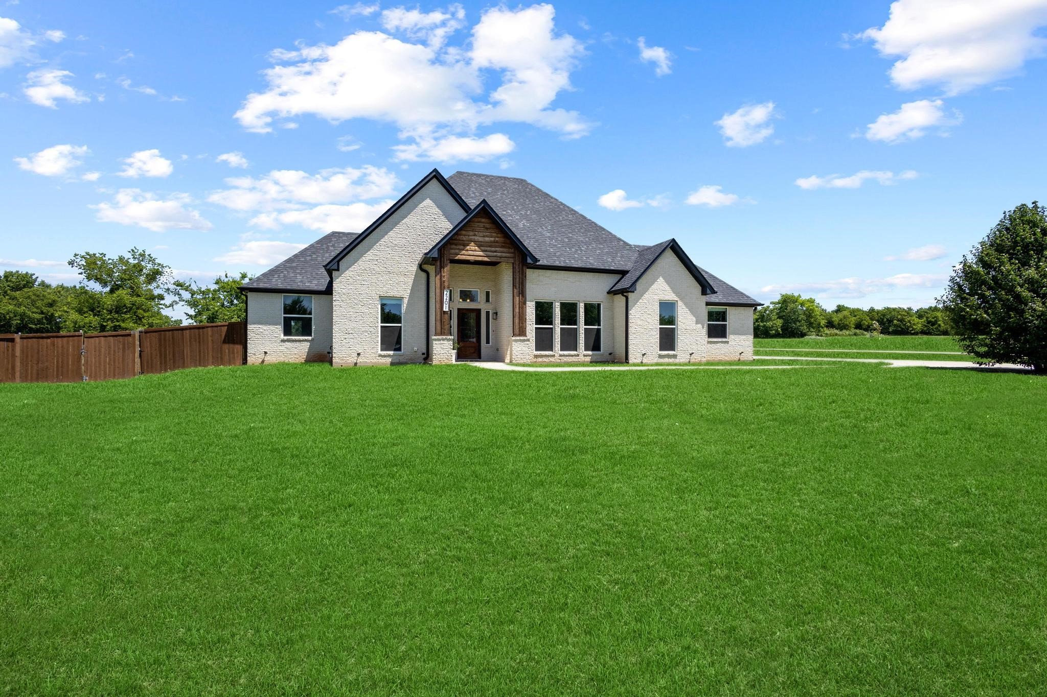 Residential Lease in Sherman 2