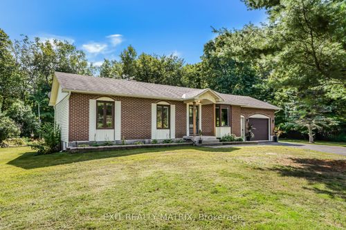 2896 Front Rd, Hawkesbury, ON, K6A2R2 | Card Image