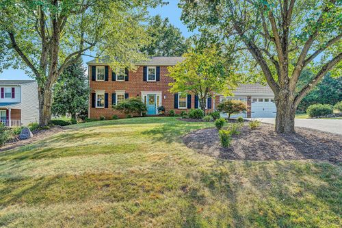 5114 Huntridge Rd, Roanoke, VA, 24012-8524 | Card Image