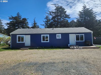 819 12 Th St, Home with 0 bedrooms, 0 bathrooms and 4 parking in PortOrford OR | Image 1