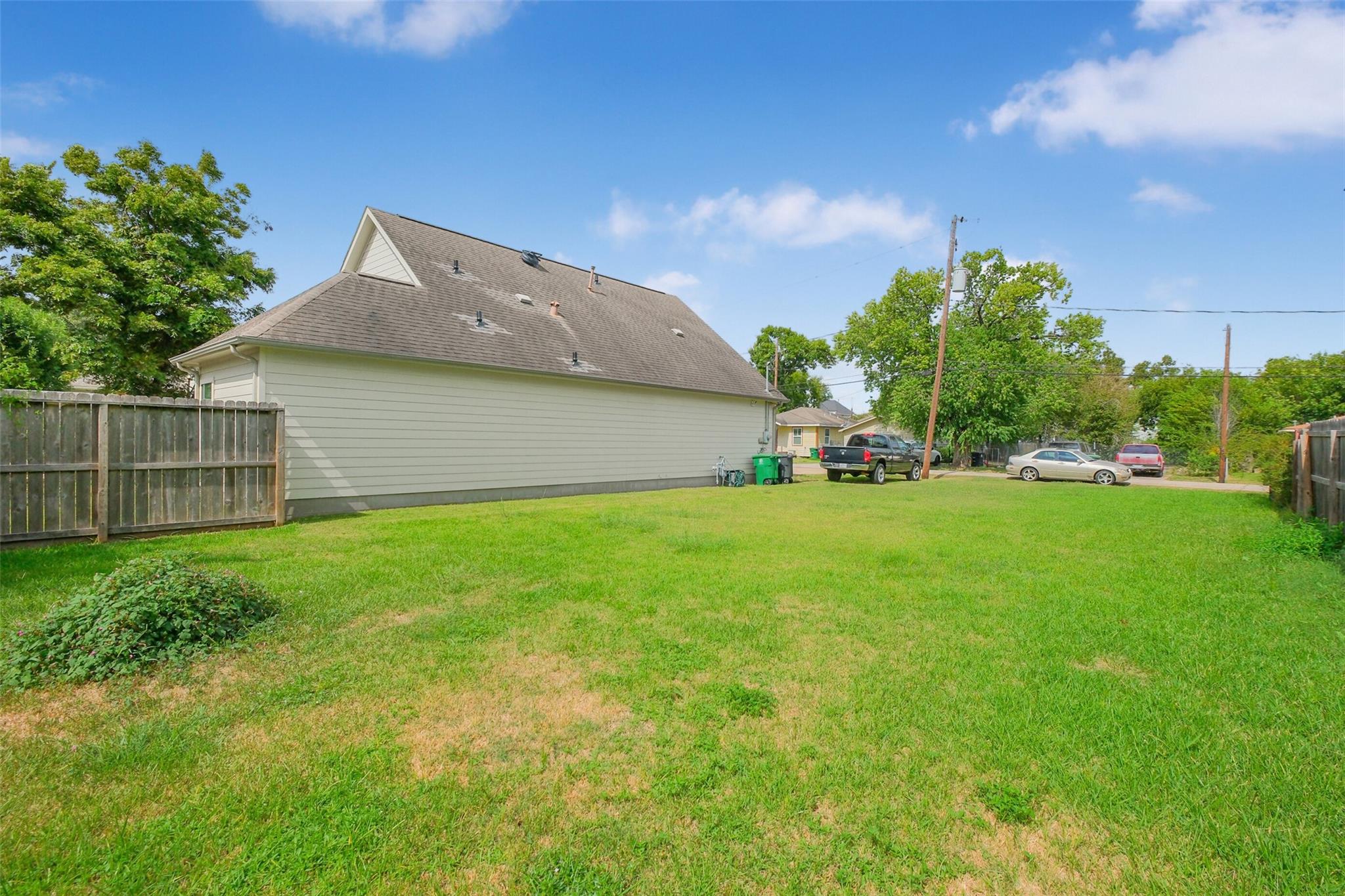Land in Houston 4