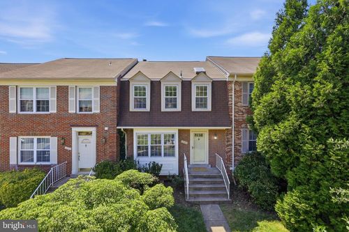 3946 Rosebay Ct, FAIRFAX, VA, 22033-2450 | Card Image