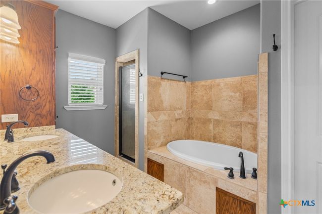 480 Perdido Pointe Cir, House other with 4 bedrooms, 3 bathrooms and null parking in Victoria TX | Image 35