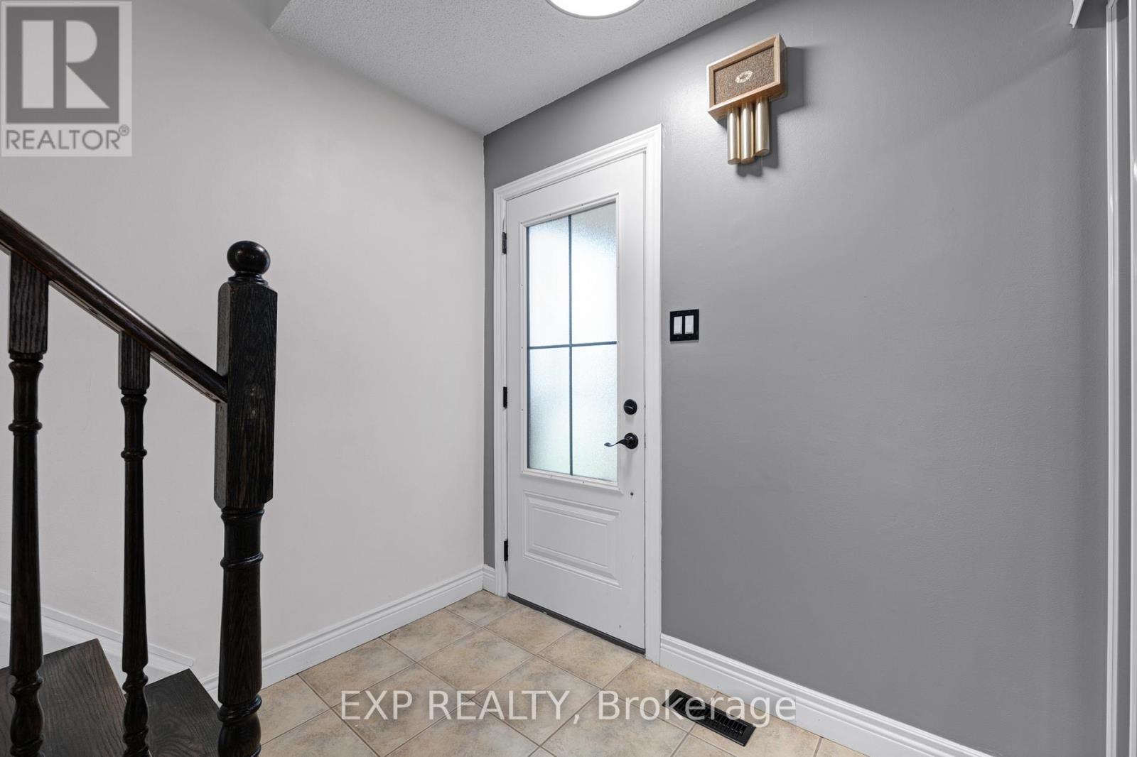 Residential in Brampton (Heart Lake West) 4