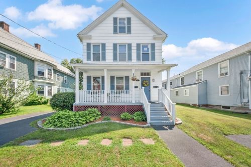 7 Lamb St, South Hadley, MA, 01075-2934 | Card Image