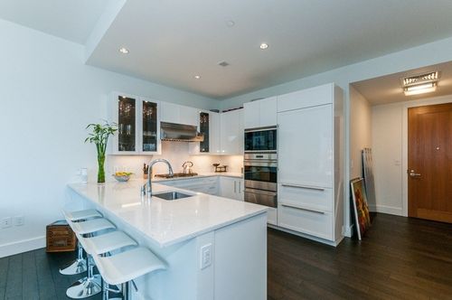 10i-22 Liberty Dr, Boston, MA, 02210-1329 | Card Image