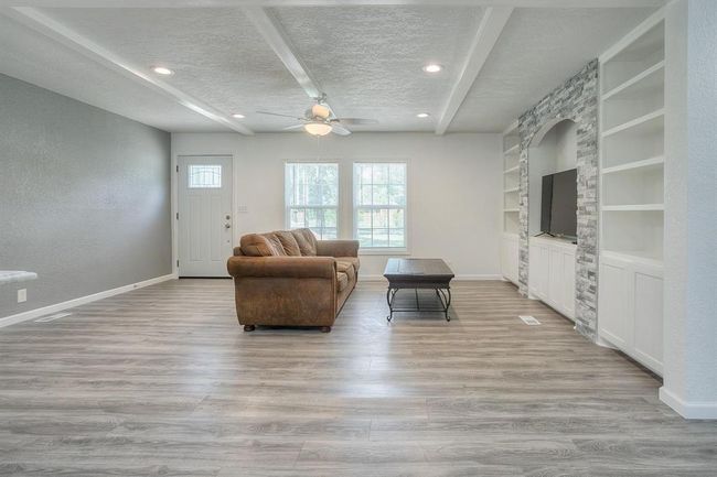 304 N Walnut Dr, House other with 3 bedrooms, 2 bathrooms and null parking in Trinity TX | Image 17