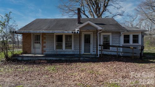 4934 E Nc 10 Hwy, Catawba, NC, 28609-8117 | Card Image