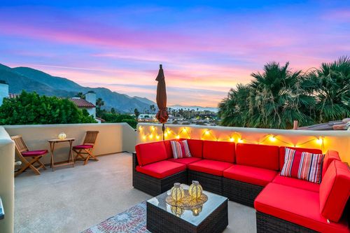 1010 Villorrio Dr N, Palm Springs, CA, 92262 | Card Image