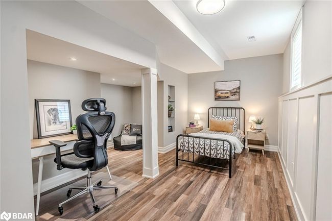 23 Curtis Way, House other with 4 bedrooms, 3 bathrooms and 4 parking in Springwater ON | Image 16