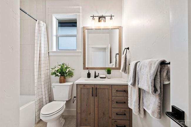 11361 S Saylis Way, House other with 3 bedrooms, 3 bathrooms and 3 parking in Kuna ID | Image 30