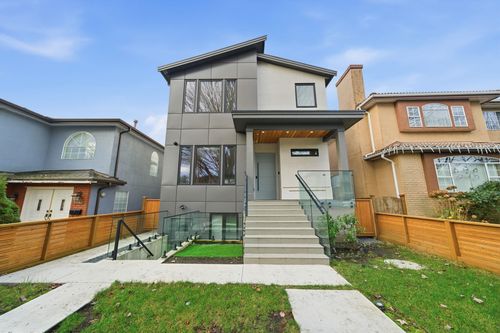 7851 Cartier St, Vancouver, BC, V6P4T3 | Card Image