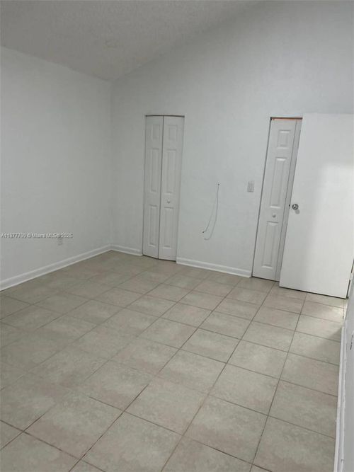 d-9030 Sw 159th Ter, Palmetto Bay, FL, 33157-1949 | Card Image
