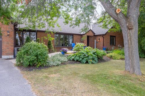 1887 Campbell Ave, Cavan Monaghan, ON, K9J0E5 | Card Image