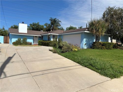 9245 Geyser Ave, Northridge, CA, 91324 | Card Image