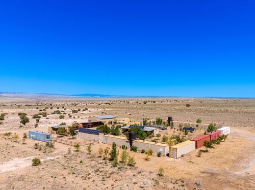 215 Tren Rd, Los Lunas, NM, 87031-9071 | Card Image