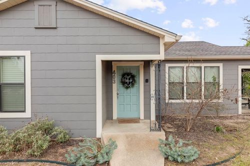 403 E Schubert St, Fredericksburg, TX, 78624-4339 | Card Image