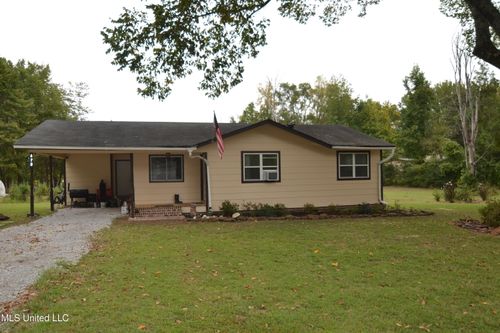 678 Rebecca Dr, Byhalia, MS, 38611-9275 | Card Image