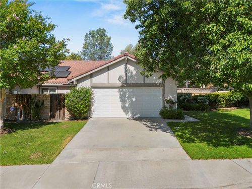 28953 Marilyn Dr, Canyon Country, CA, 91387 | Card Image